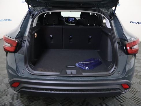 New 2026 Chevrolet Trax LS FWD image 9