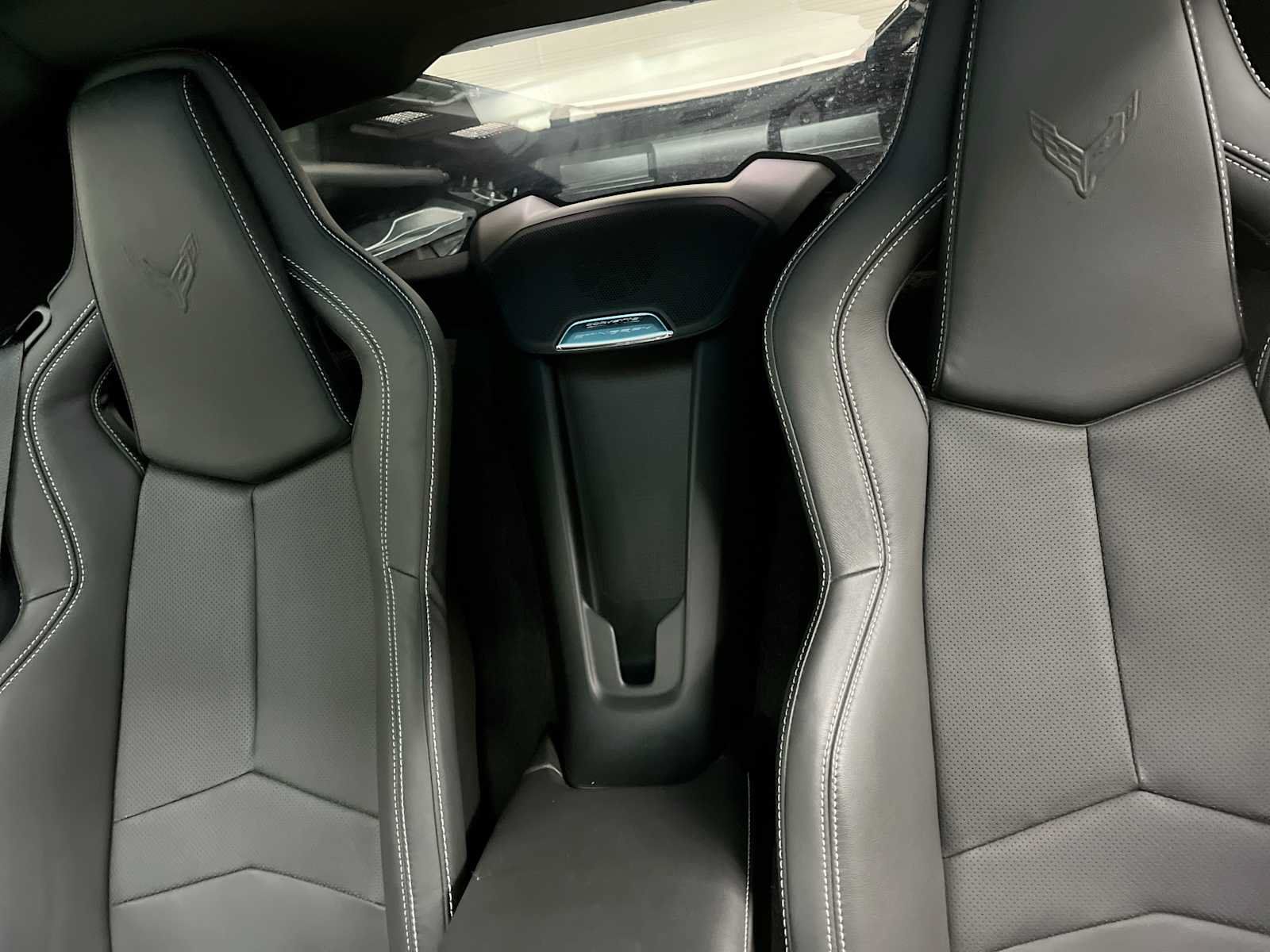 Used 2024 Chevrolet Corvette Stingray Coupe RWD image 13