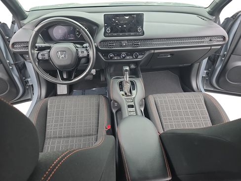 Used 2024 Honda HR-V Sport image 9