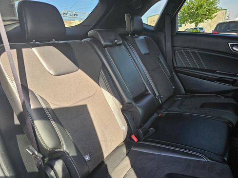 Used 2020 Ford Edge ST w/ Equipment Group 401A AWD/4WD image 14