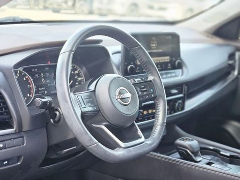 Certified 2023 Nissan Rogue SL w/ SL Premium Package image 12