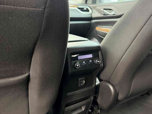 Used 2019 GMC Acadia SLE FWD image 15