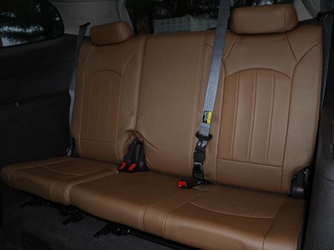 Used 2014 Buick Enclave Leather image 20