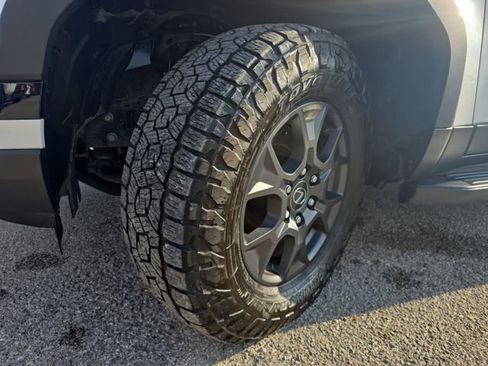 Used 2024 Lexus GX 550 image 33