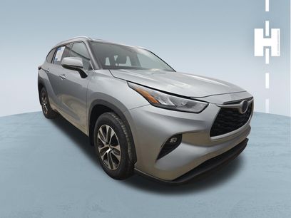 Used 2020 Toyota Highlander XLE