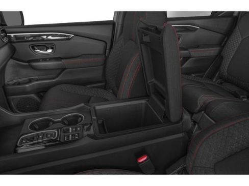 Used 2025 Honda Pilot Sport image 14