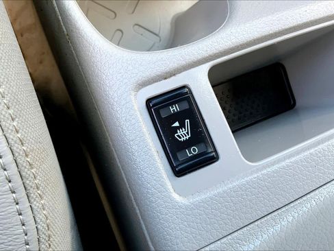 Used 2019 Nissan Rogue Sport SL w/ Premium Package image 29