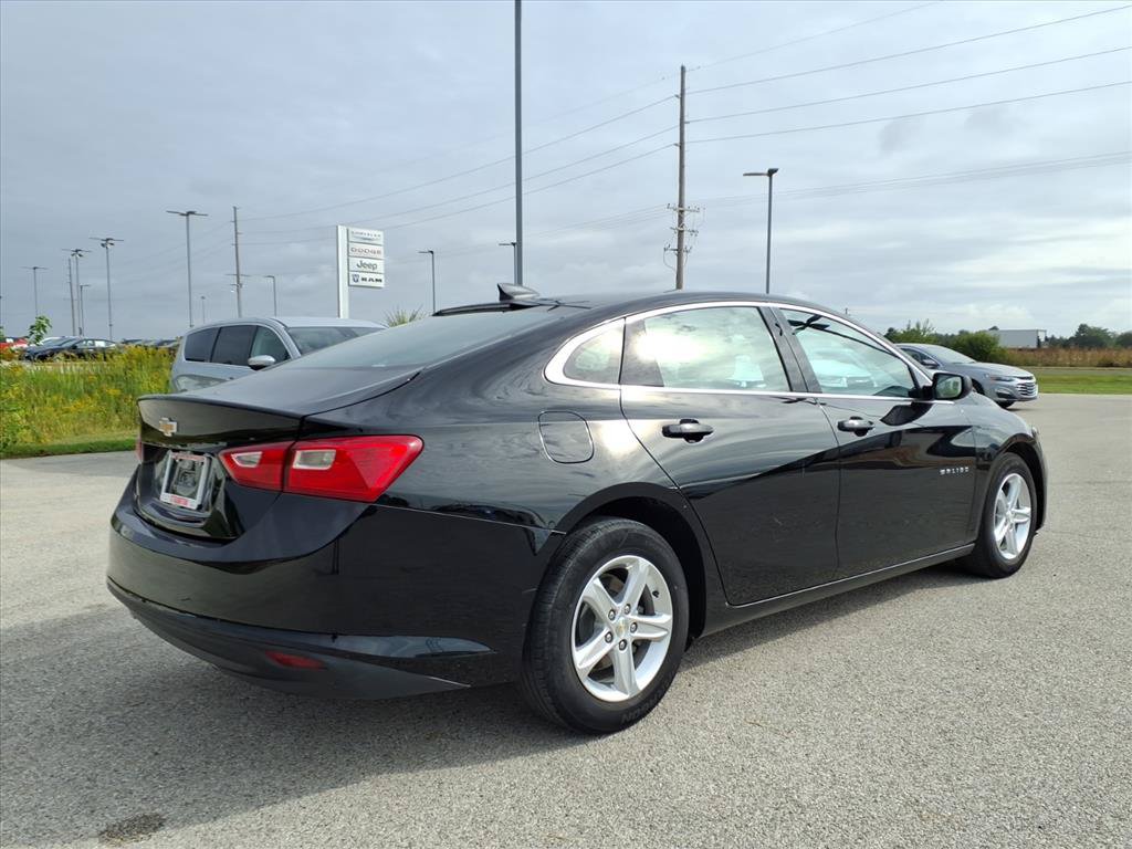 Used 2022 Chevrolet Malibu LS FWD image 3