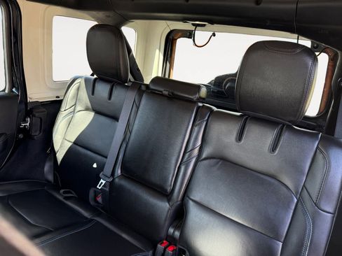 Used 2022 Jeep Wrangler Unlimited Rubicon 4xe w/ Cold Weather Group image 13