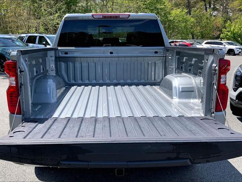 Used 2024 Chevrolet Silverado 1500 LT AWD/4WD image 36