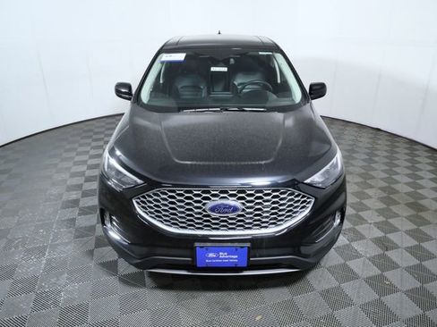 Certified 2024 Ford Edge SEL w/ Convenience Package AWD/4WD image 3