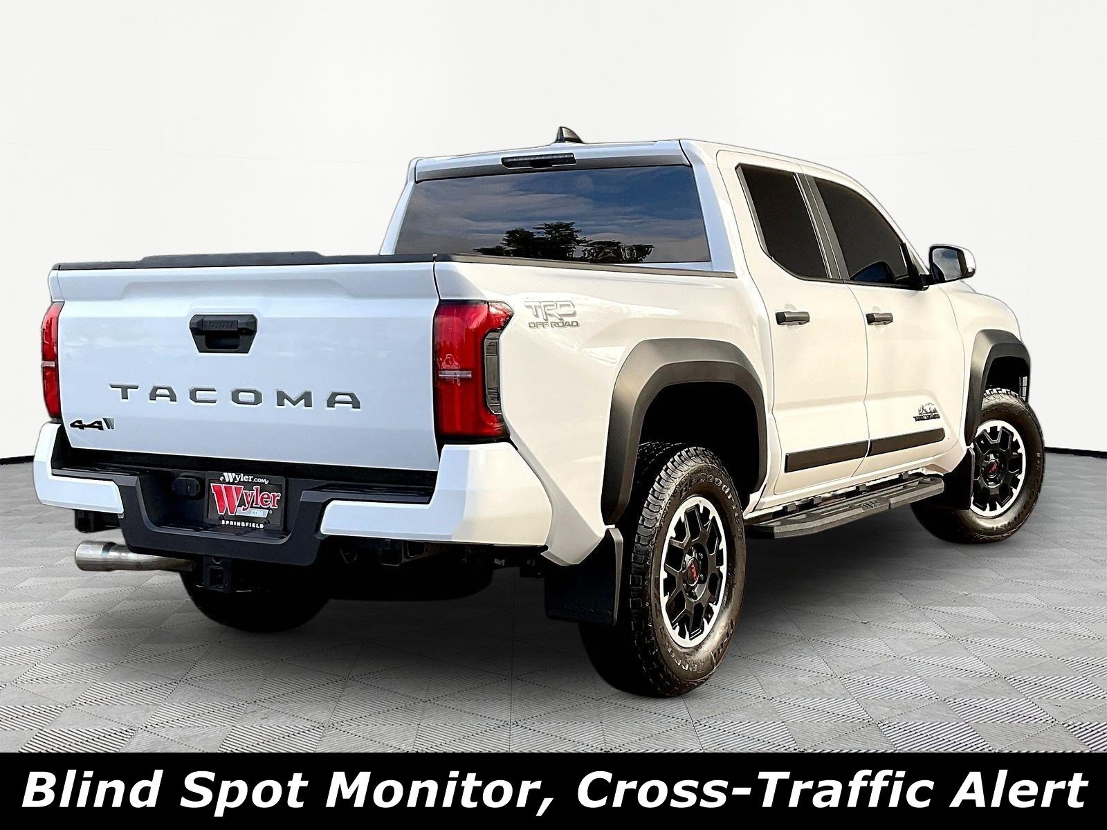Used 2026 Toyota Tacoma TRD Off-Road AWD/4WD image 6