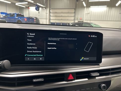 New 2026 Kia Sorento S image 18