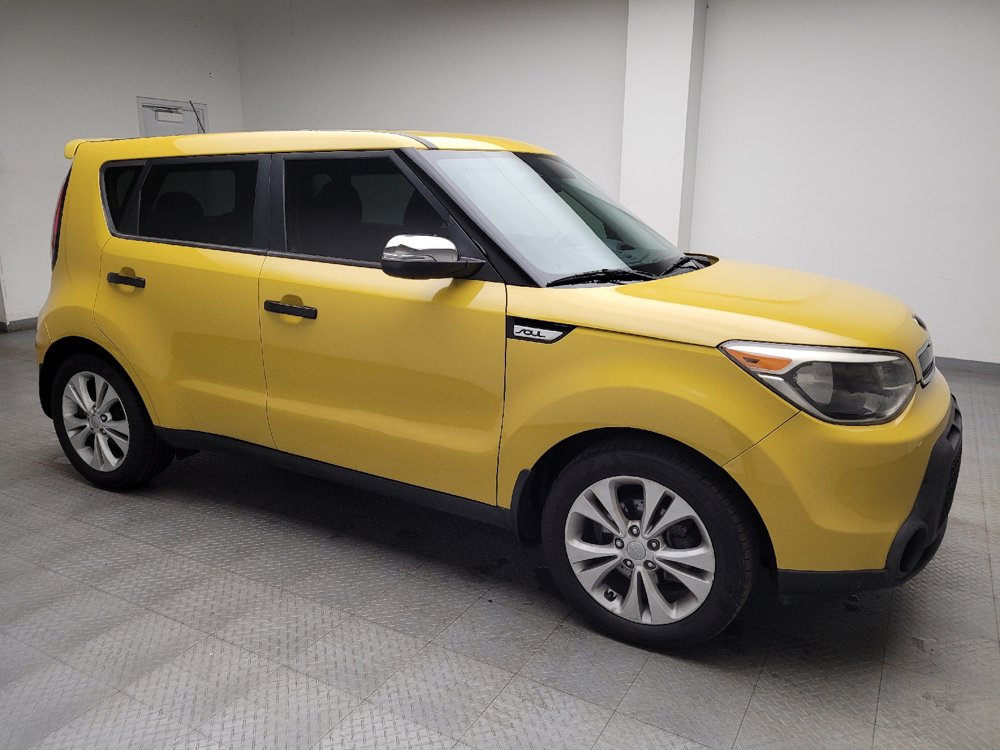 Used 2014 Kia Soul + FWD image 11