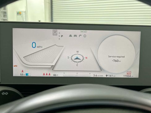 Used 2024 Hyundai Ioniq 5 SE image 10