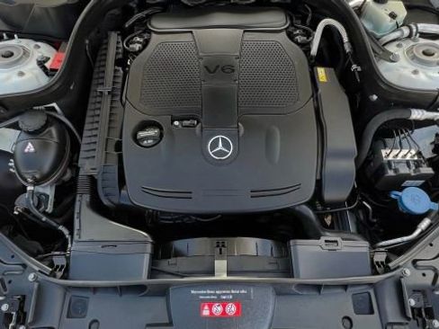 Used 2015 Mercedes-Benz E 350 4MATIC Sedan image 57