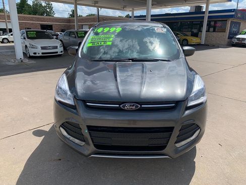 Used 2015 Ford Escape SE FWD image 3