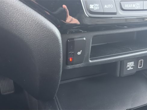 Used 2020 Honda Passport Touring image 33