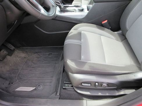 Used 2023 Chevrolet Blazer LT w/ Convenience Package FWD image 20