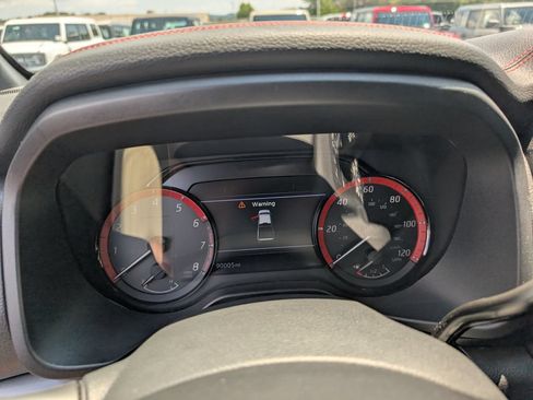 Used 2021 Nissan Titan PRO-4X w/ Pro-4x Convenience Package AWD/4WD image 14