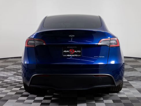Used 2024 Tesla Model Y Long Range image 6