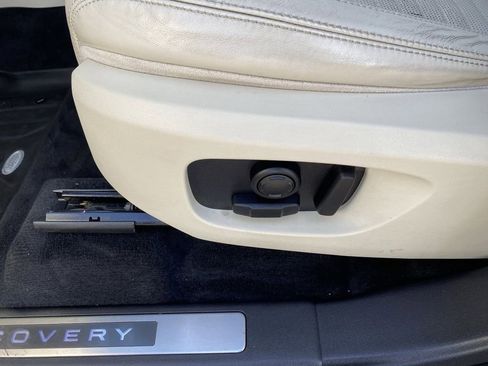 Used 2017 Land Rover Discovery Sport HSE Luxury image 21