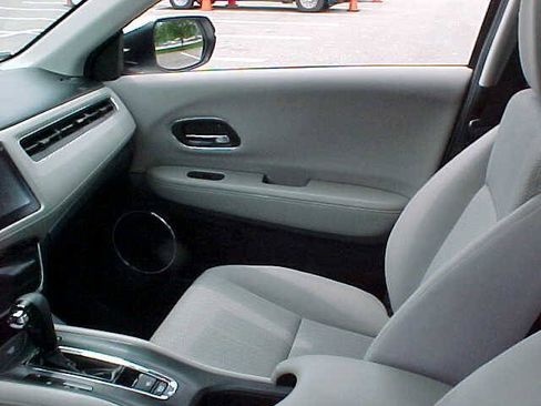 Used 2016 Honda HR-V EX image 18