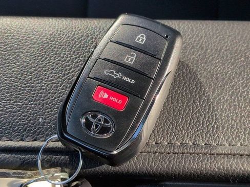 Used 2026 Toyota Tundra SR5 w/ SR5 Convenience Package RWD image 27