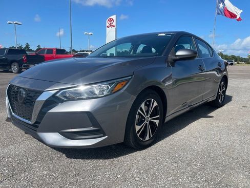 Used 2021 Nissan Sentra SV FWD image 3