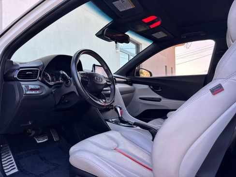 Used 2019 Hyundai Veloster Turbo Ultimate image 16