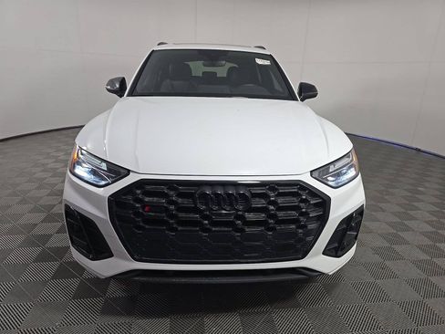 Used 2023 Audi SQ5 Premium Plus w/ Premium Plus Package AWD/4WD image 2