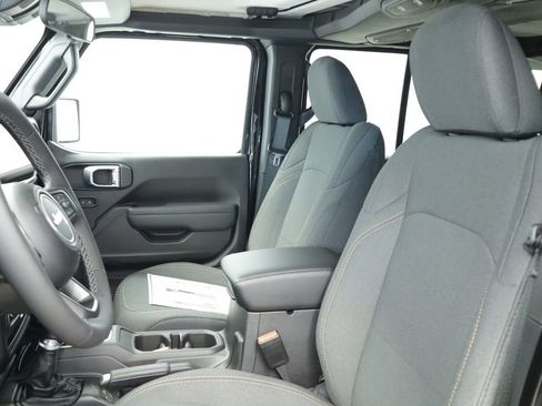 New 2026 Jeep Wrangler Unlimited Sport AWD/4WD image 30