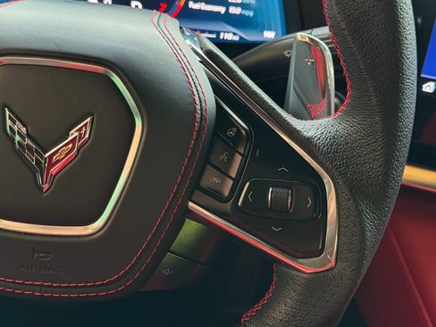 Used 2023 Chevrolet Corvette Stingray Premium Cpe w/ Z51 Performance Package image 37