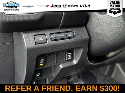 Used 2024 Nissan Frontier SV w/ SV Convenience Package image 20