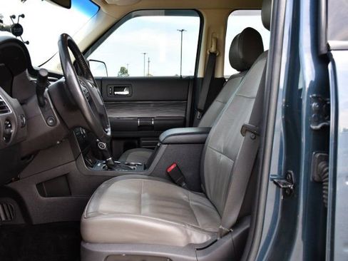 Used 2016 Ford Flex SEL w/ Equipment Group 202A AWD/4WD image 16
