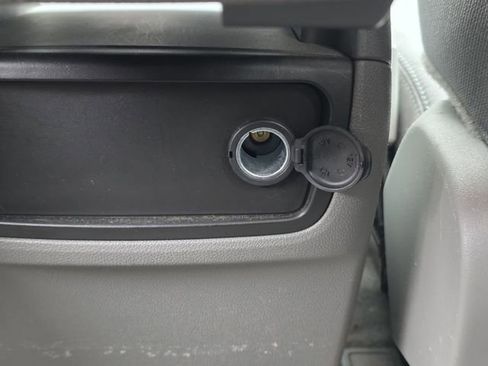 Used 2013 Chevrolet Traverse LT image 20