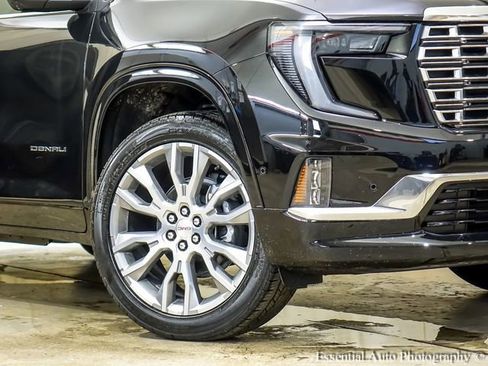 New 2026 GMC Acadia Denali w/ Super Cruise Package AWD/4WD image 4