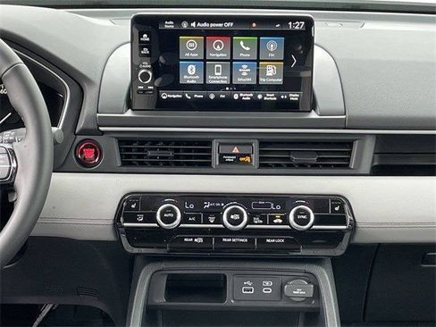 Used 2025 Honda Pilot Touring image 16