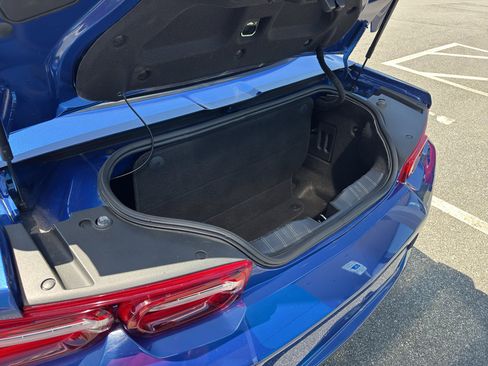 Used 2020 Chevrolet Camaro LT image 7