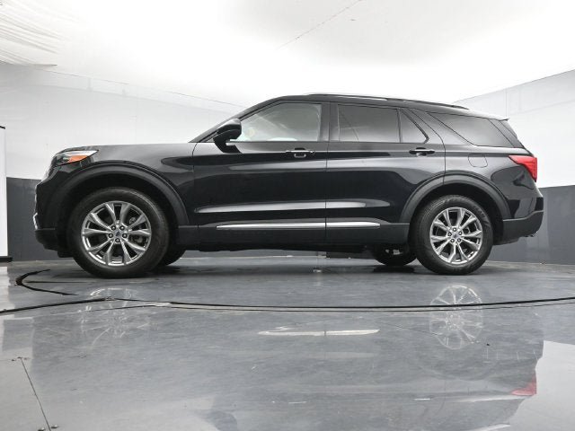 Used 2024 Ford Explorer Limited AWD/4WD image 30