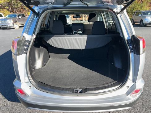 Used 2017 Toyota RAV4 XLE image 29