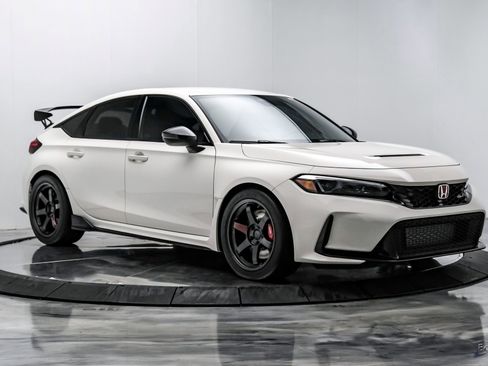 Used 2024 Honda Civic Type R image 27