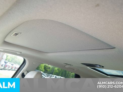 Used 2024 Hyundai Palisade Limited FWD image 18