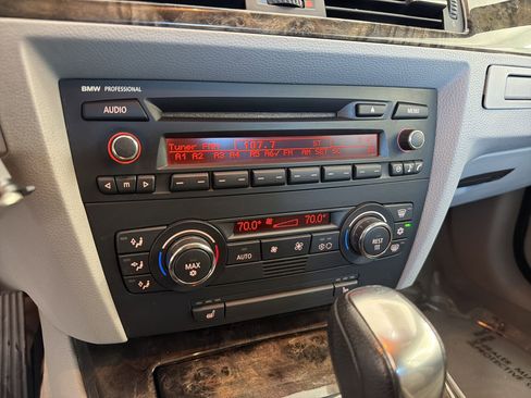 Used 2008 BMW 328i Convertible image 16