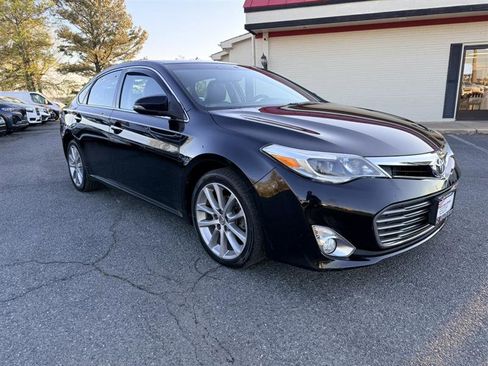 Used 2014 Toyota Avalon XLE Touring image 3