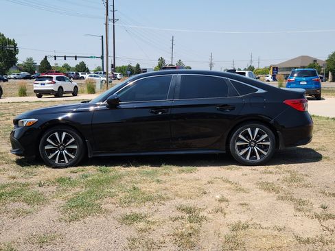 Used 2023 Honda Civic EX image 2