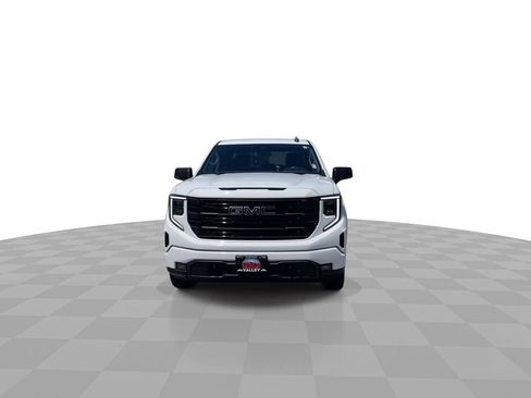 Certified 2023 GMC Sierra 1500 Elevation w/ LPO, Elevation Black Package AWD/4WD image 3
