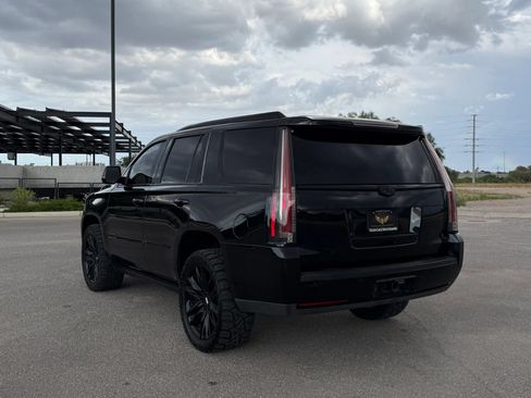 Used 2015 Cadillac Escalade Premium RWD image 2