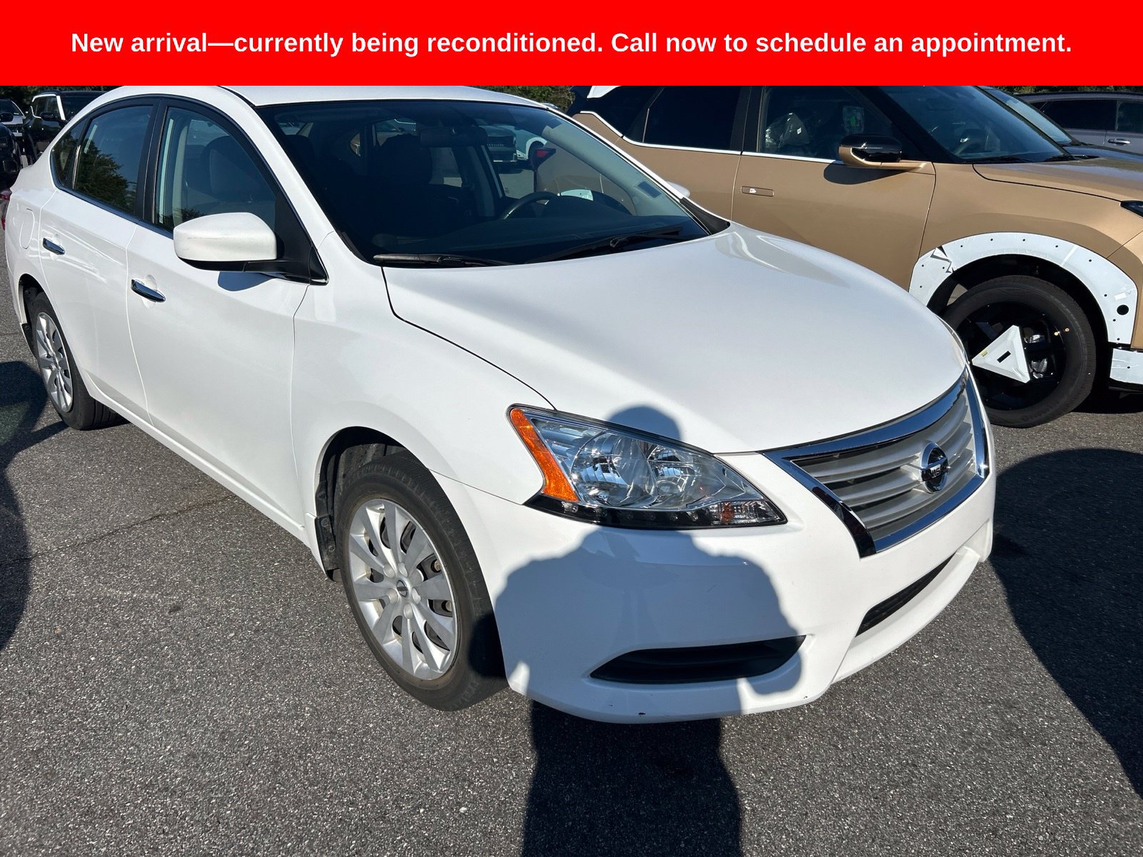 Used 2015 Nissan Sentra SV FWD image 1