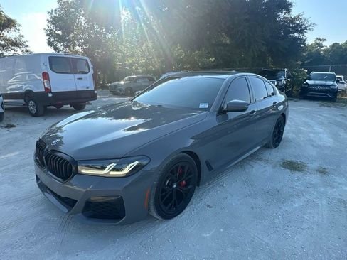 Used 2022 BMW 530i w/ M Sport Package RWD image 8